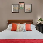 Japanese Lantern With Free Park, Netfix, 75 Inch Tv, Games - City Centre
